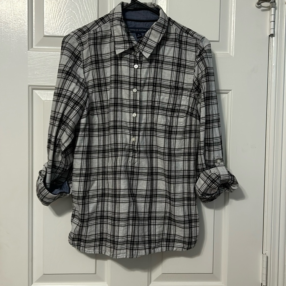 Tommy Hilfiger Half Button Black & White Plaid Shirt Size M